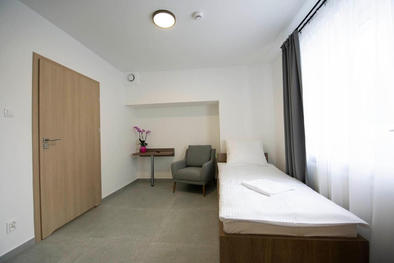 Hostel Sms Free Parking Бидгощ Екстер'єр фото