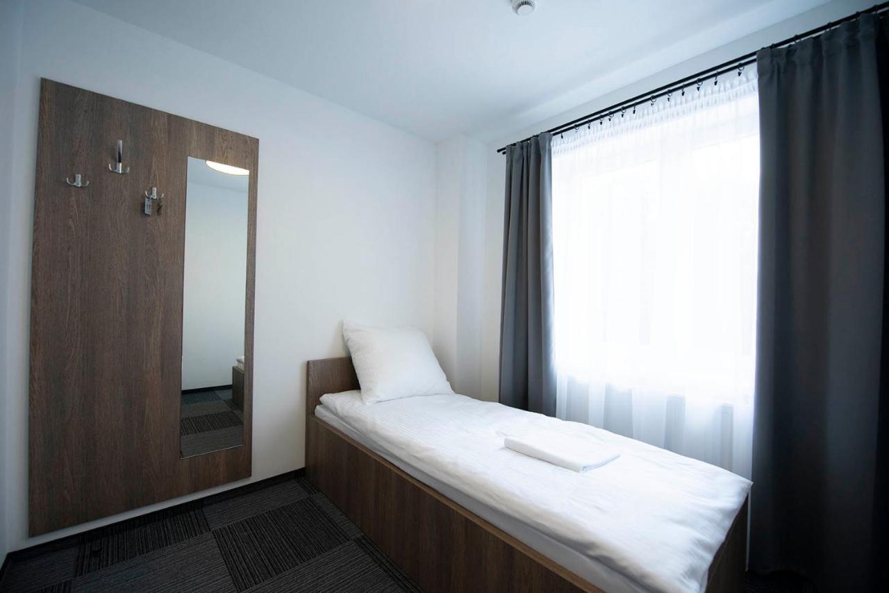 Hostel Sms Free Parking Бидгощ Екстер'єр фото