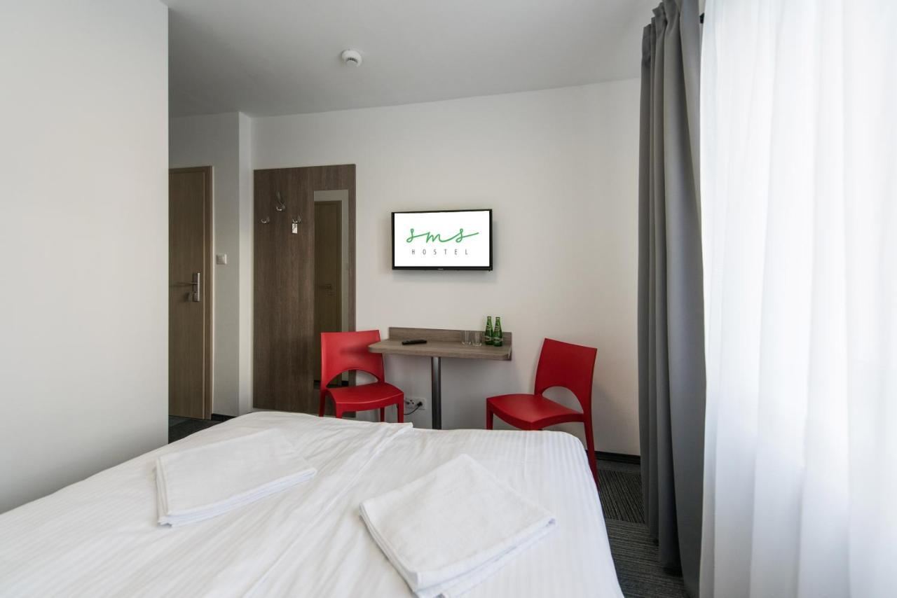 Hostel Sms Free Parking Бидгощ Екстер'єр фото